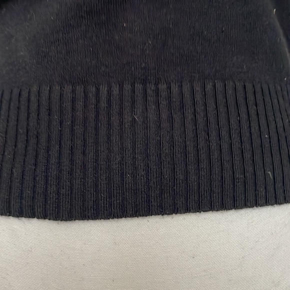 New York & Co. Black Hardware Detail Sweater Halter. Small - Picture 2 of 7